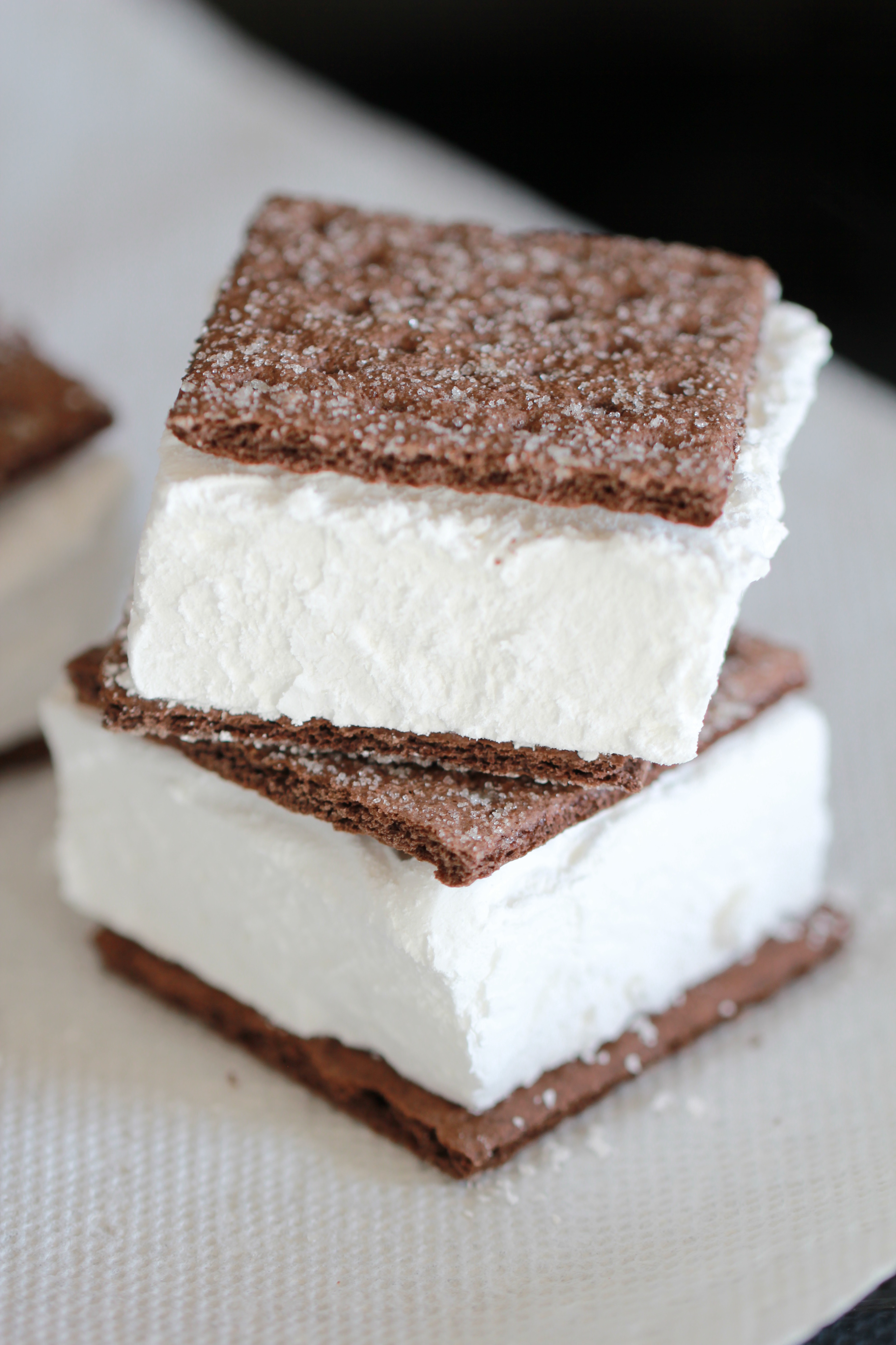 Peppermint Marshmallow Sandwiches - Chips & Pepper